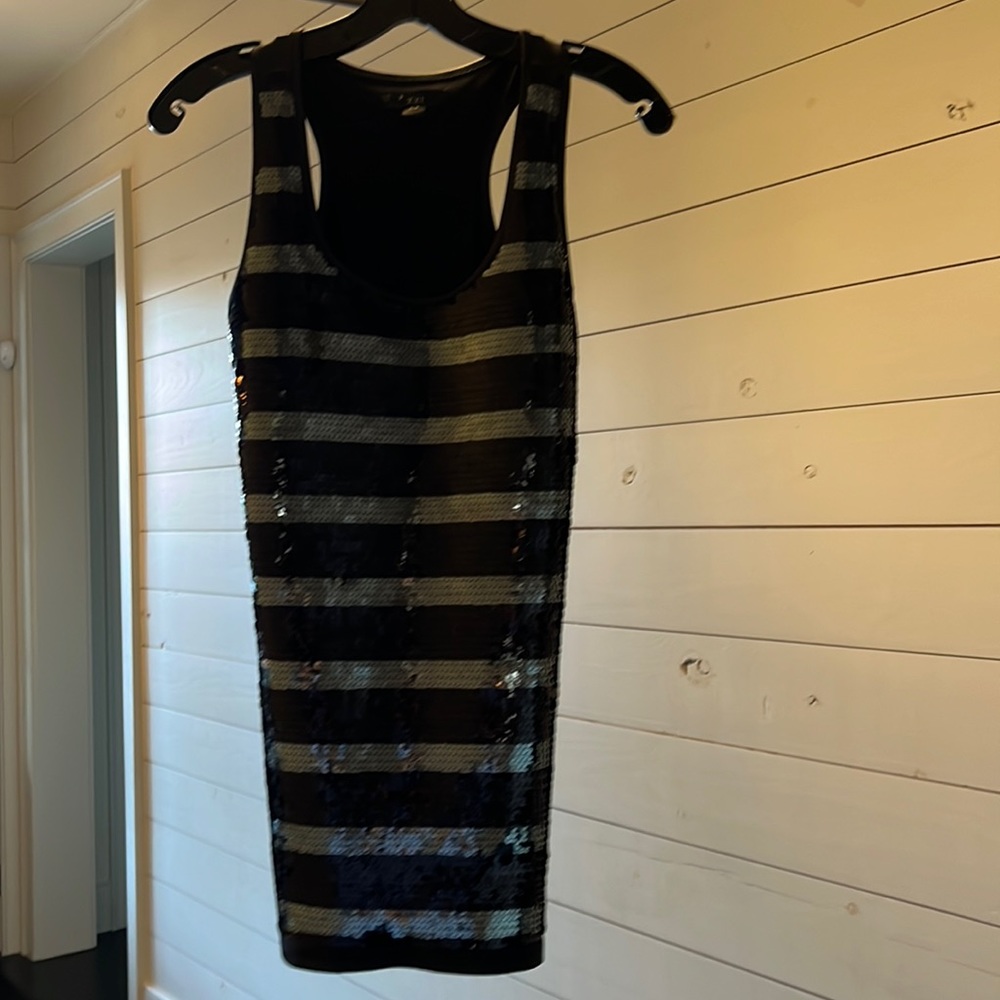 Forever 21 sequin dress size small